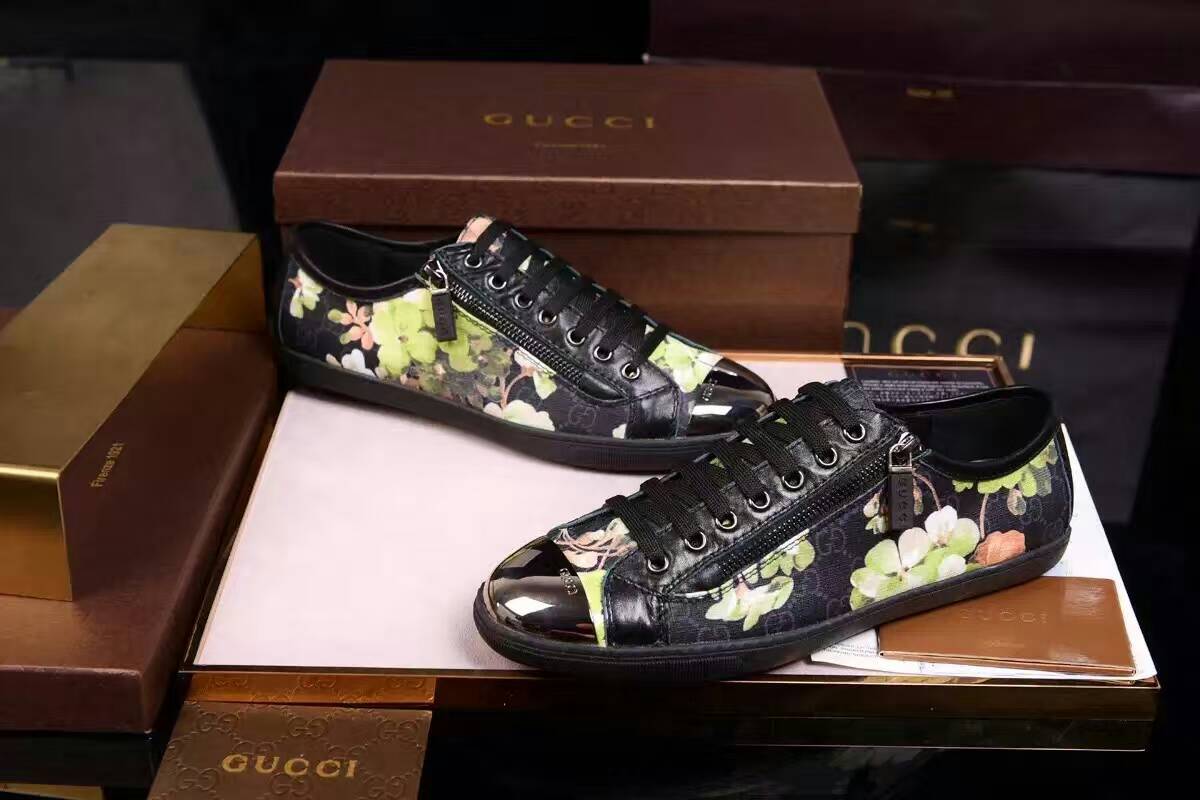 T nis casual de couro Gucci Grandes Grifes