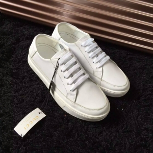 Tênis masc. de couro Gucci