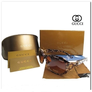 Óculos de Sol Fem. Gucci 179QE