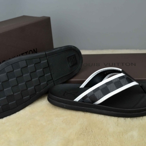 Sandália Chinelo Louis Vuitton