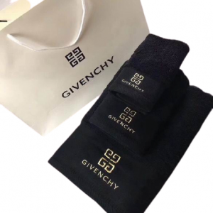 toalhas de banho givenchy