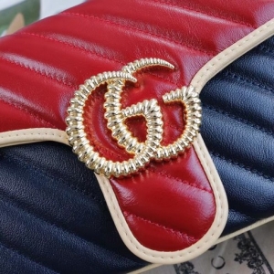 Bolsa de ombro pequena Gucci GG Marmont 443497