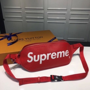 Pochete Louis Vuitton x Supreme